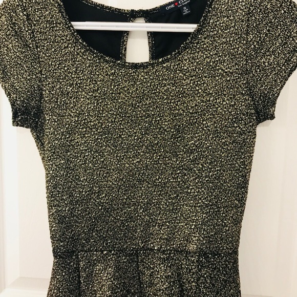 Black and Gold Sparkly Romper - Picture 3 of 4